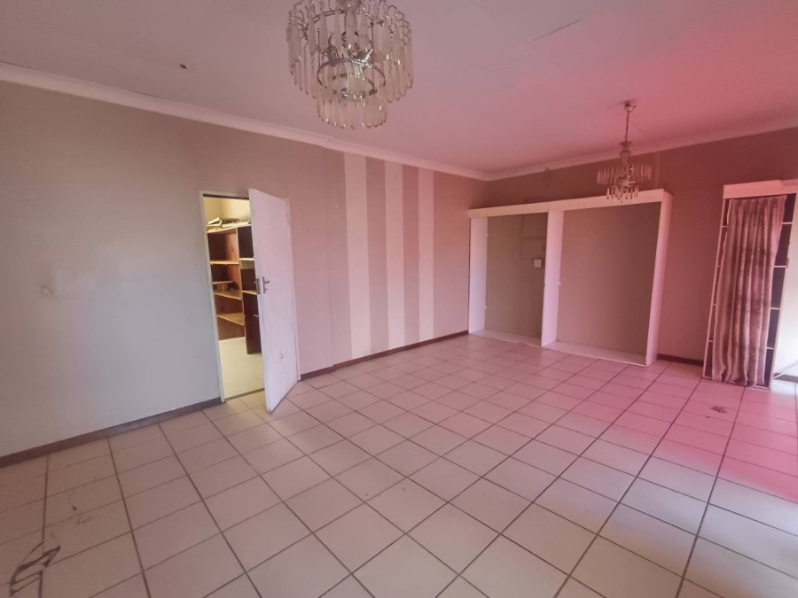 4 Bedroom Property for Sale in Bayswater Free State